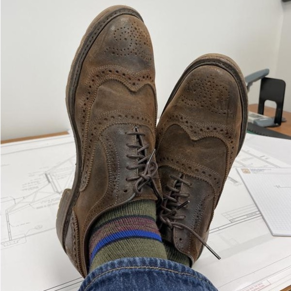 Allen Edmonds McTavish Wingtip Oxford Waxed Suede Dress Shoe